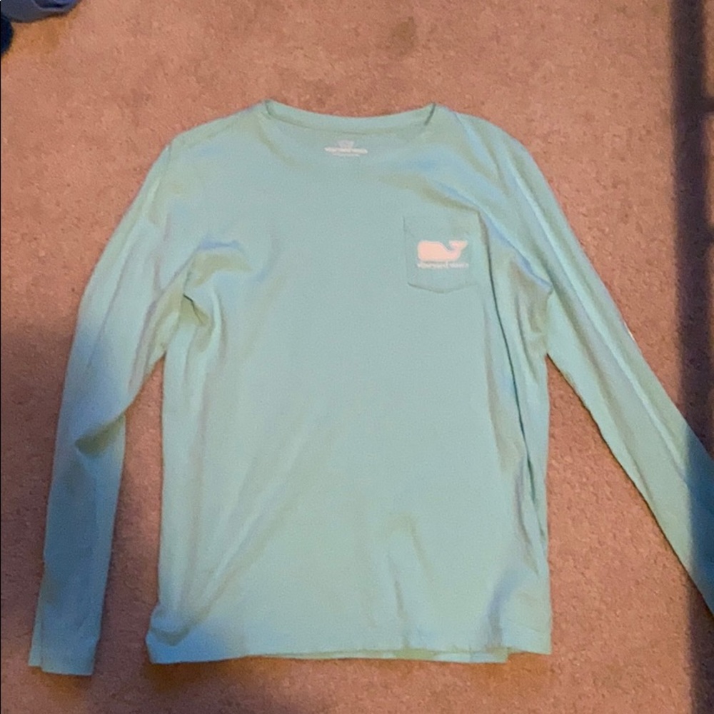 Vineyard vine long sleeve shirt